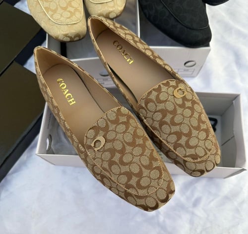 شوز رقم 921