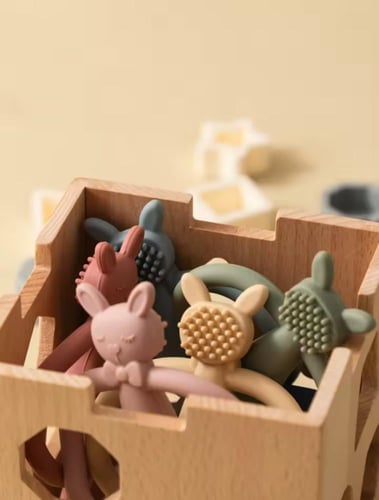 عضاضة أطفال - شكل أرنب