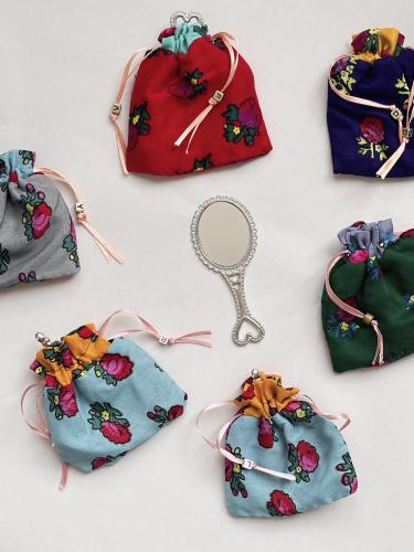 حقائب المرايا الشعبية