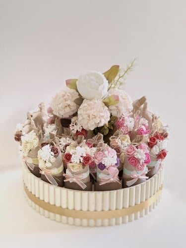 مجموعة توزيعات الورد والعود