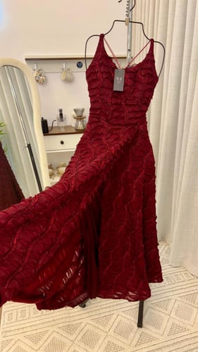 فستان أريلا