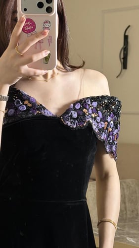 ليالي البنفسج الأسود