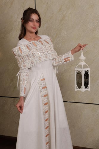 جلابية نور الياقوت