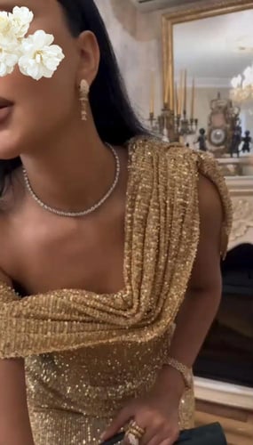 فستان نُورَس