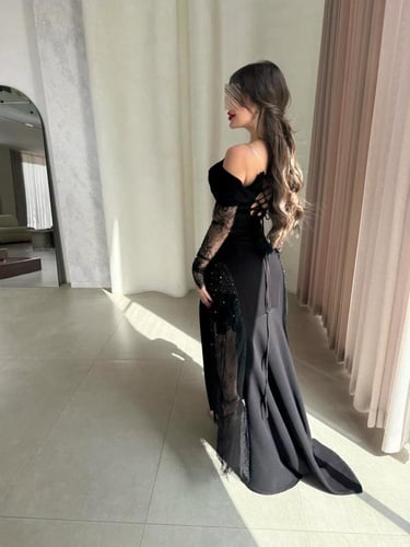 فستان باربي الأسود بالدانتيل الفاخر