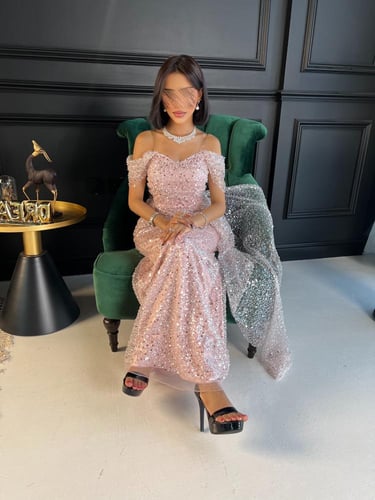 فستان تل وردي فاتح