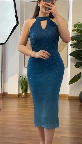 فستان سهرة أزرق متدرج مطرز ترتر لامع – قصة ضيقة بي...