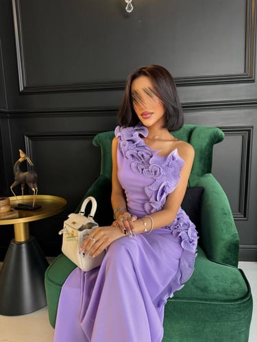 فستان فوشي ناعم