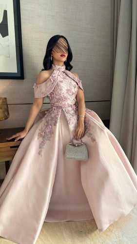 فستان جازار لحمي