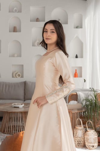 فستان ميكادو كم طويل