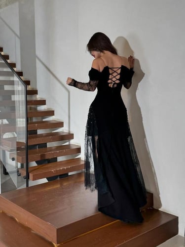 فستان باربي الأسود بالدانتيل الفاخر