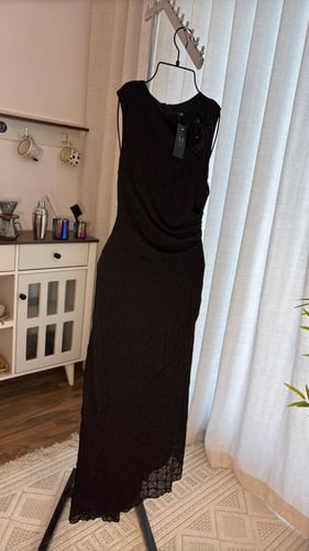 فستان أناقة الدانتيل الأسود