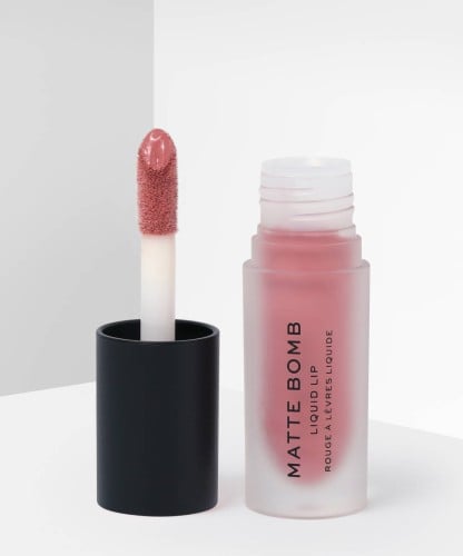 ريفلوشن مات بومب -NUDE MAGNET