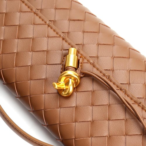 لونق كلاتش انديامو | عسلي