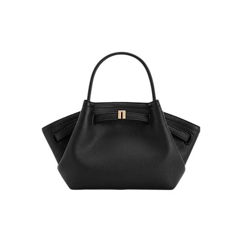 جو بي | أسود