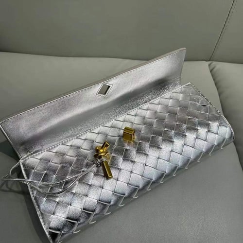 لونق كلاتش انديامو | فضي