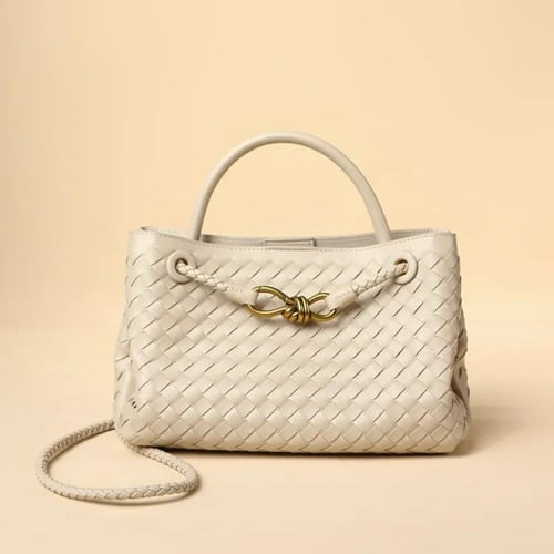 انديامو ايست ويست | بيج