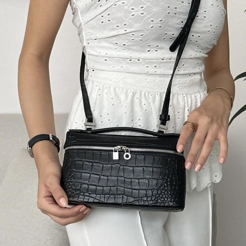 لورو بيانا | أسود