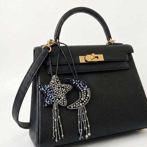 تعليقة هلال خرز