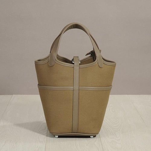 بيكوتان كارقو | كاكي