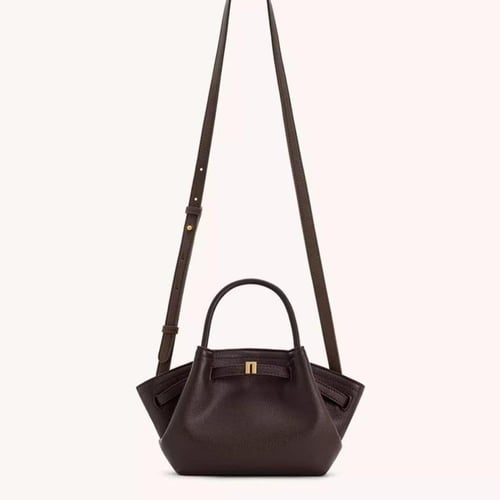 جو بي هانا | لاتيه