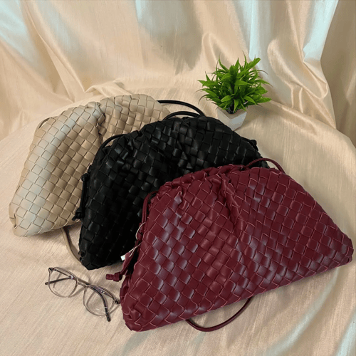 ذا باوتش لارج عنابي