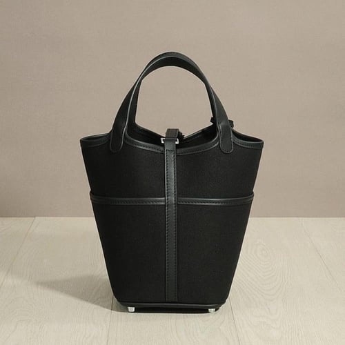 بيكوتان كارقو | أسود