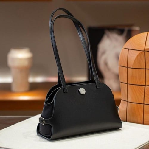 هيرميس تابلير | أسود