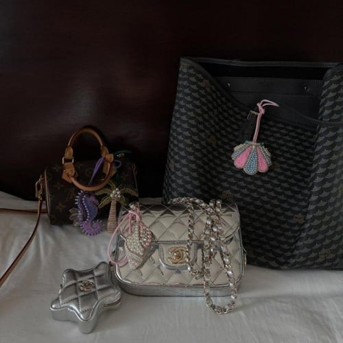 تعليقة فراشة خرز