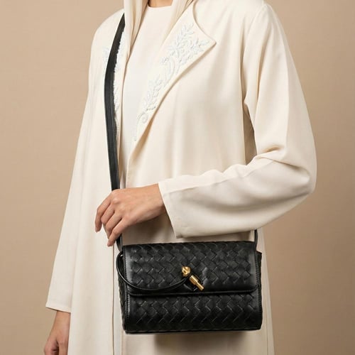 ميني انديامو | أسود