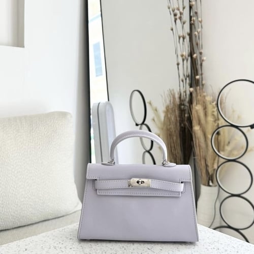 كيلي باق | موف