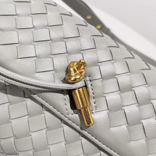 ميني انديامو | أسود