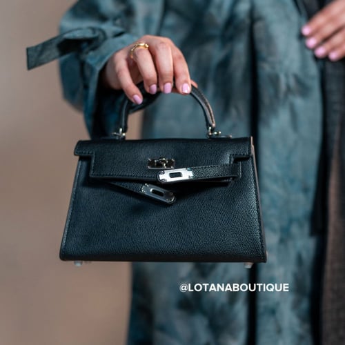 كيلي باق | أسود