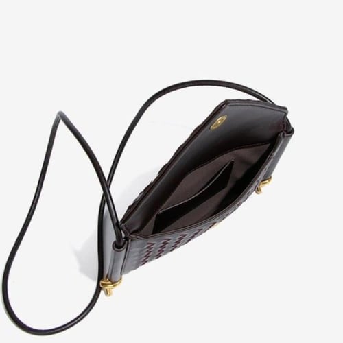 بوتيغا سوليستيس | عنابي