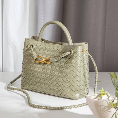 بوتيغا انديامو | اخضر