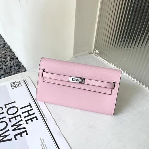 كيلي واليت | وردي