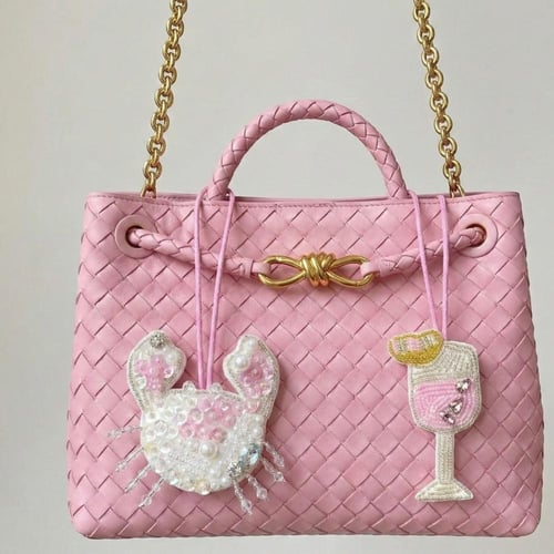 تعليقات خرز