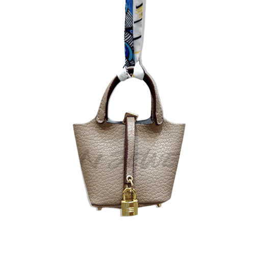 تعليقة بيكوتان