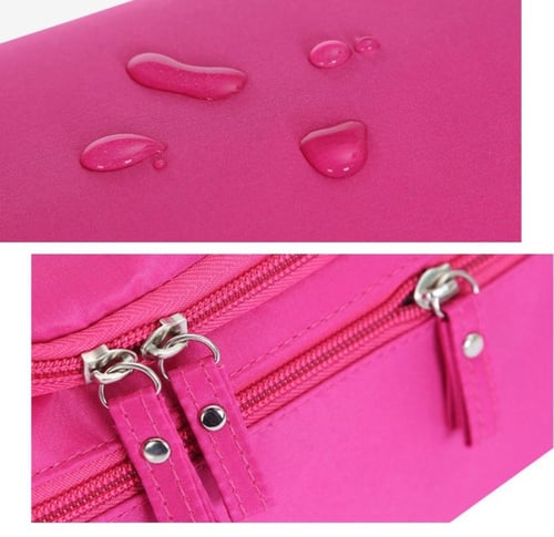 حقيبة تنظيم مستحضرات تجميل كبيرة مع تقسيمات عديدة...