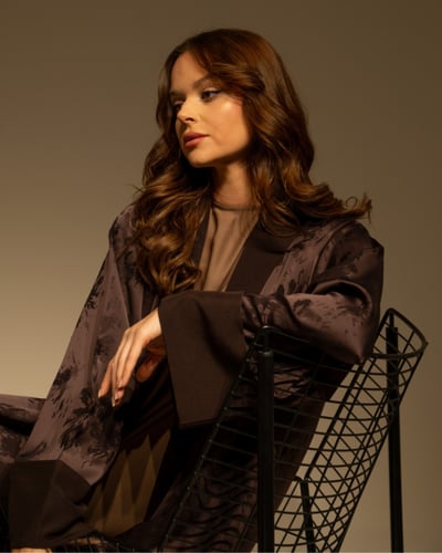 عباية حرير جاكار بقصة نصف كلوش