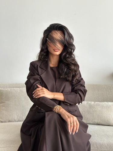 عباية كتان بتصميم بليزر رسمي مبطن