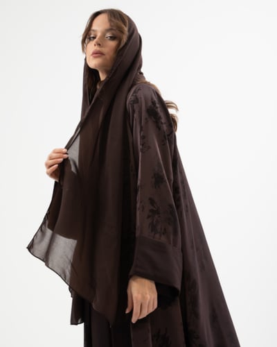 عباية حرير جاكار بقصة نصف كلوش