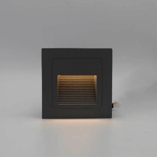 كشاف درج مربع أسود