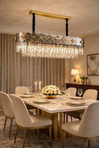 ثريا كريستال مستطيل اسود وذهبي