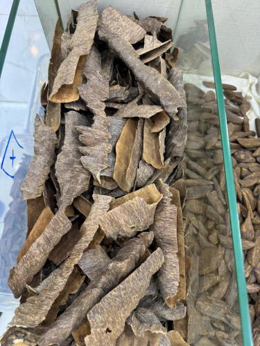 عود هندي طبيعي سوبر وسوبر مرتفع