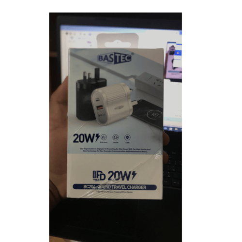 شاحن جداري من باستك ،مخرجين بي دي20واط+يوسبي18ط ال...