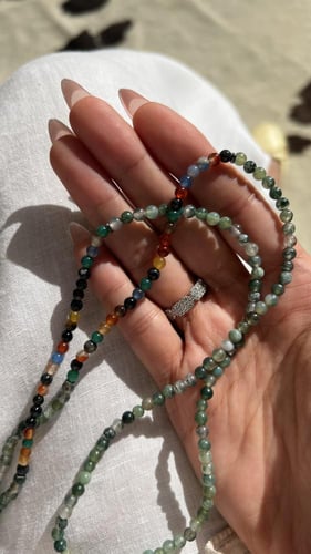 تعليقة نظارة حجر طبيعي