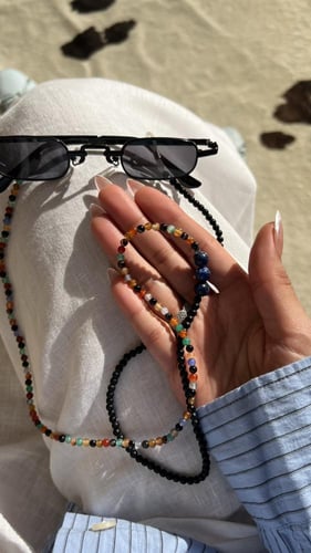 تعليقة نظارة حجر طبيعي