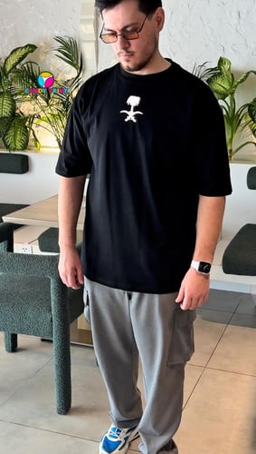 انا مش بني ادم انا سعودي