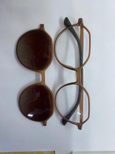 نظارات كليب اون